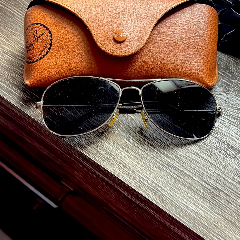 Ray-Ban silver sunglasses with bag
